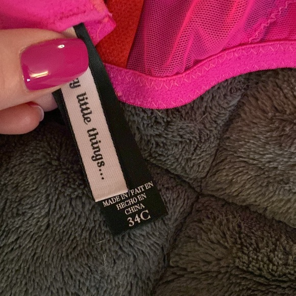 Victoria’s Secret bra 34C - Picture 3 of 5